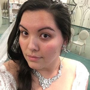 Meet your Posher, Sierra